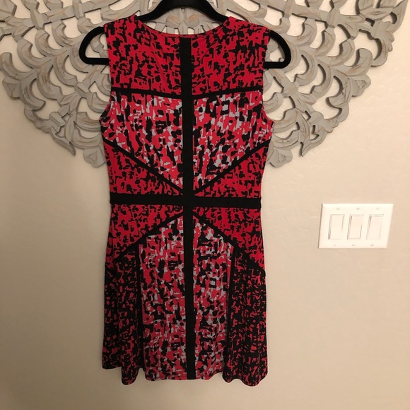 Sleeveless Print Dress - like new! - Picture 6 of 7